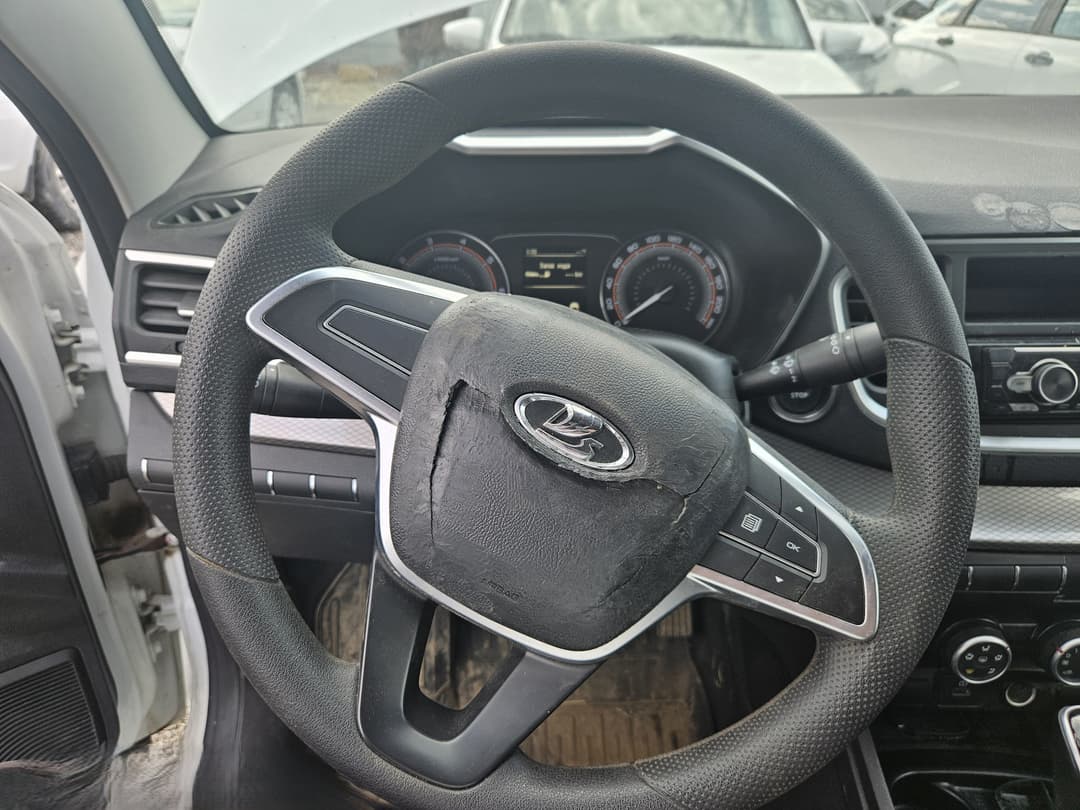 Lada Vesta седан - 5