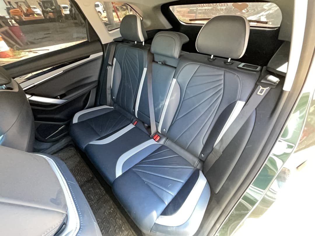 Geely Atlas - 9
