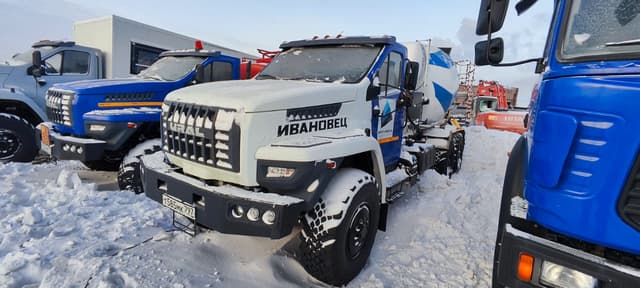 Ural 4320 6x6 Автобетоносмеситель - 1