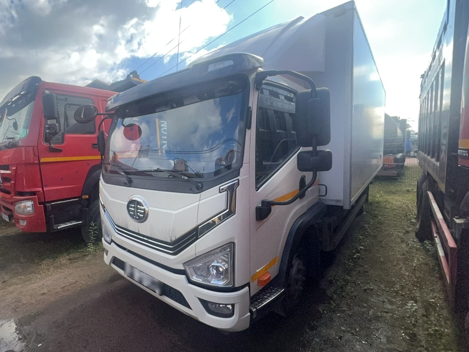FAW CA1081* 4x2 Изотермический/рефрижератор - 1