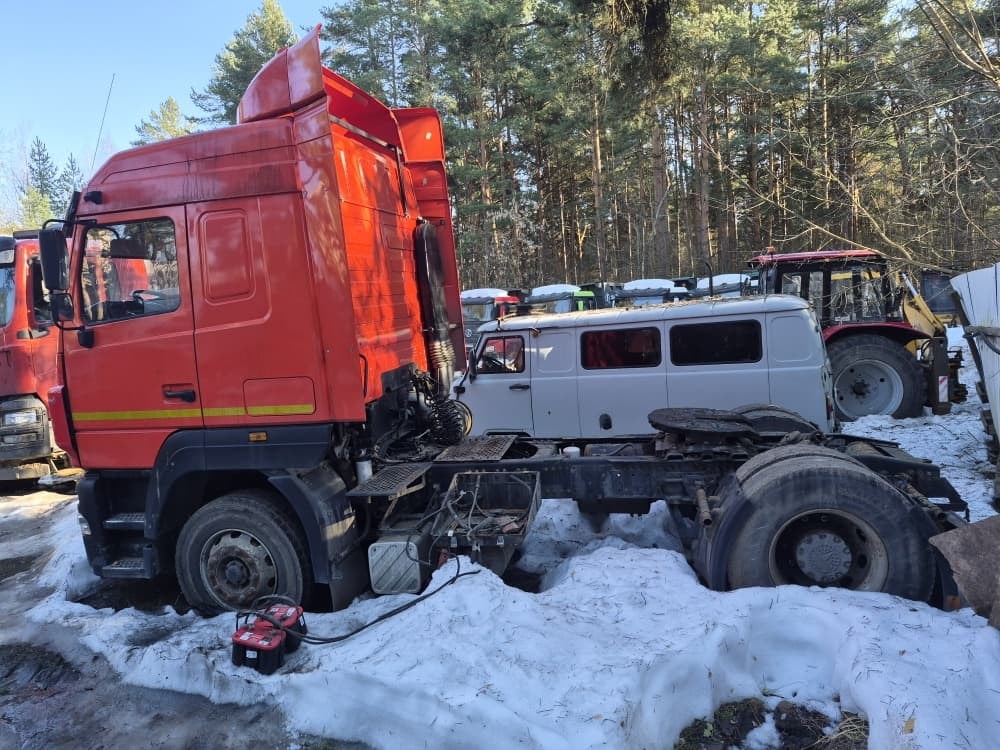 МАЗ 5440 4X2 Седельный тягач - 4