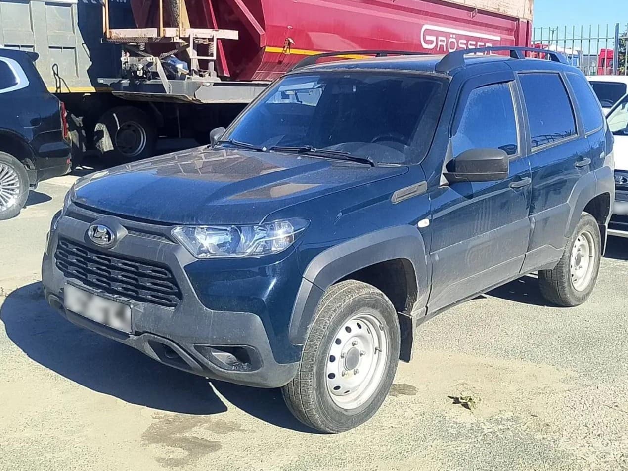 Lada Niva Travel - 1