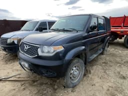 UAZ Pickup - 1