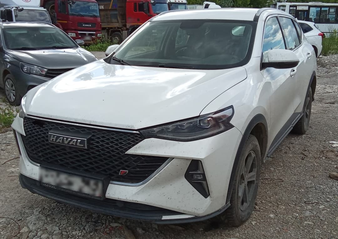 Haval F7 - 1