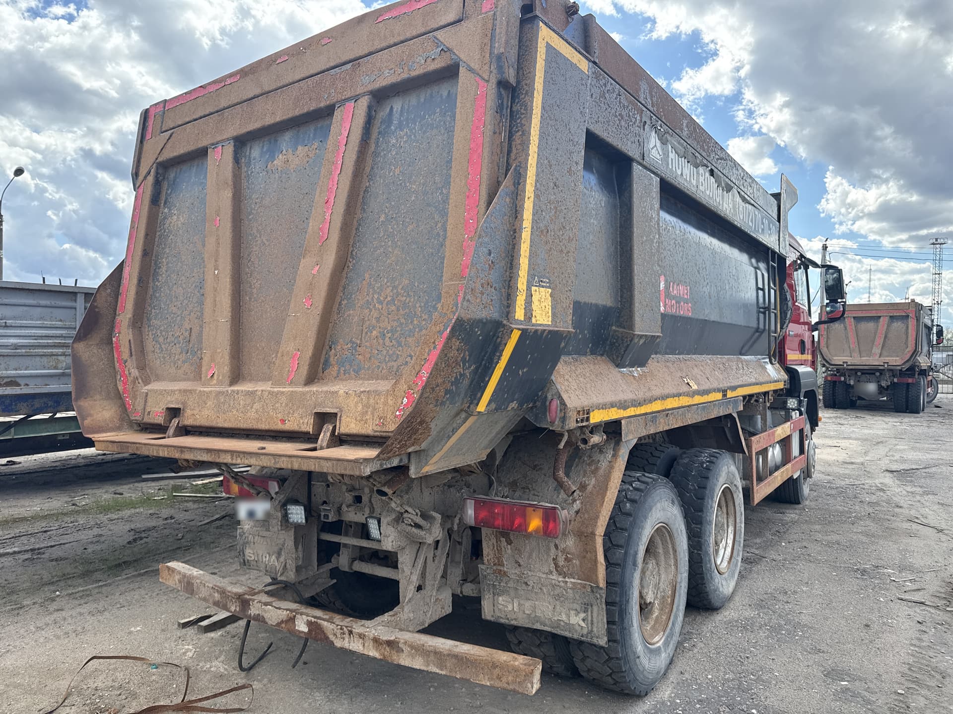 Howo T5G 6x4 Самосвал - 3