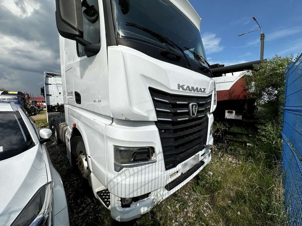 Камаз 54901 4x2 Седельный тягач - 2