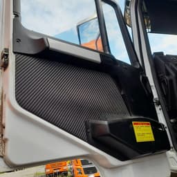 Shacman (Shaanxi) SX* 6x6 Самосвал - 6