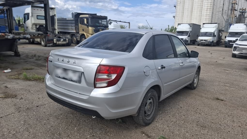 Lada Granta седан - 3
