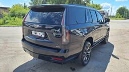 Cadillac Escalade - 3