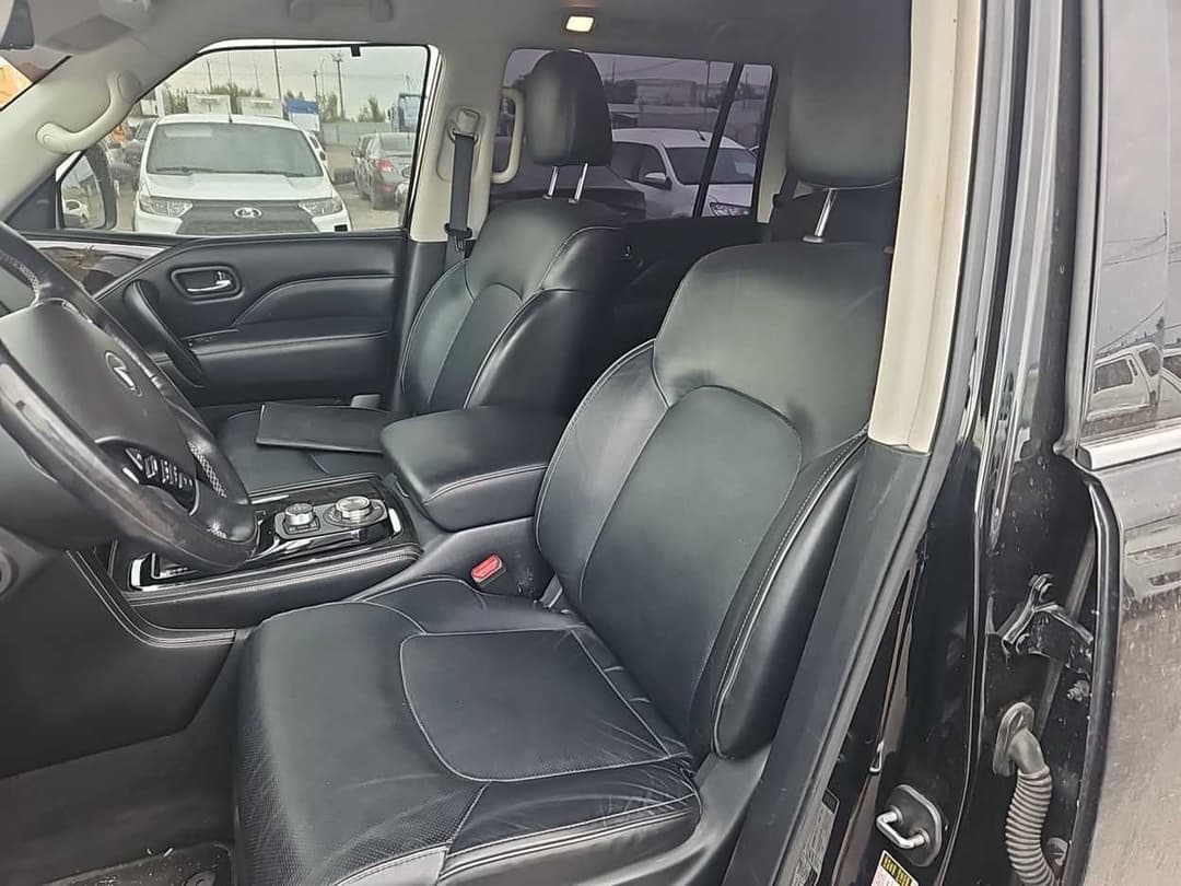 Infiniti QX80 - 6