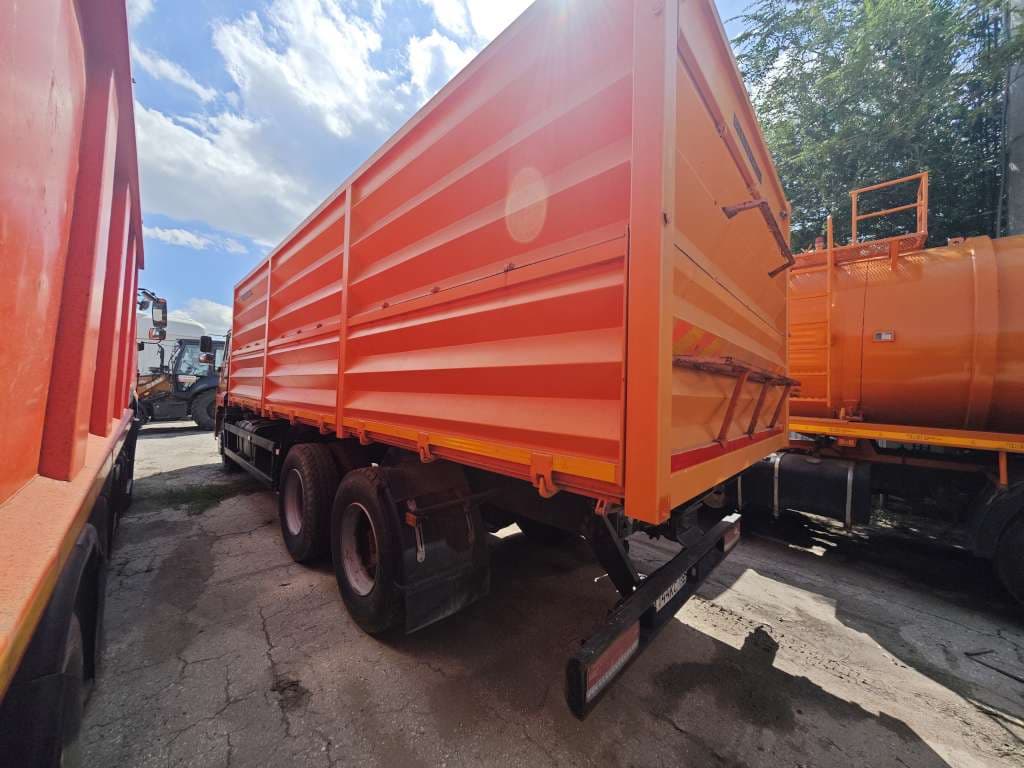Спецавтокам 6890* на шасси Камаз 65115 6x4 Зерновоз - 4