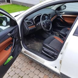 Lada Vesta SW Cross - 6