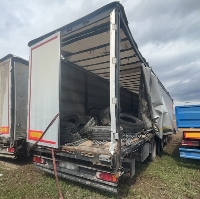 Тонар 97882 Полуприцеп шторный - 3