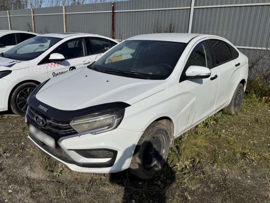 Lada Vesta седан - 1