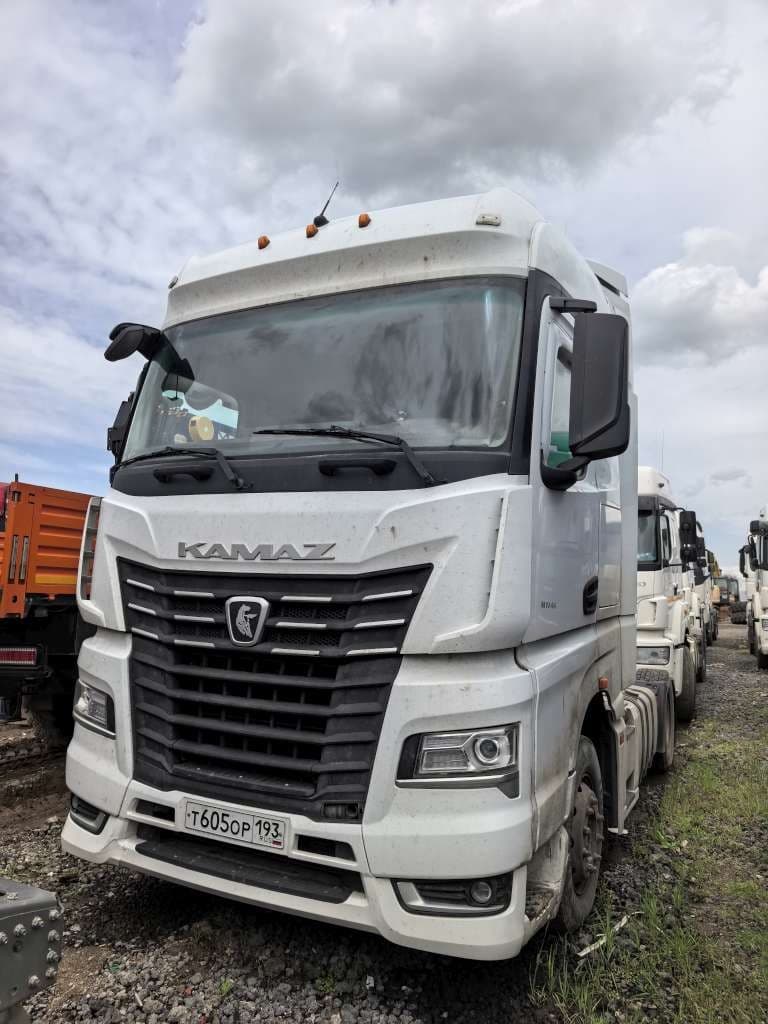 Камаз 54901 4x2 Седельный тягач - 1