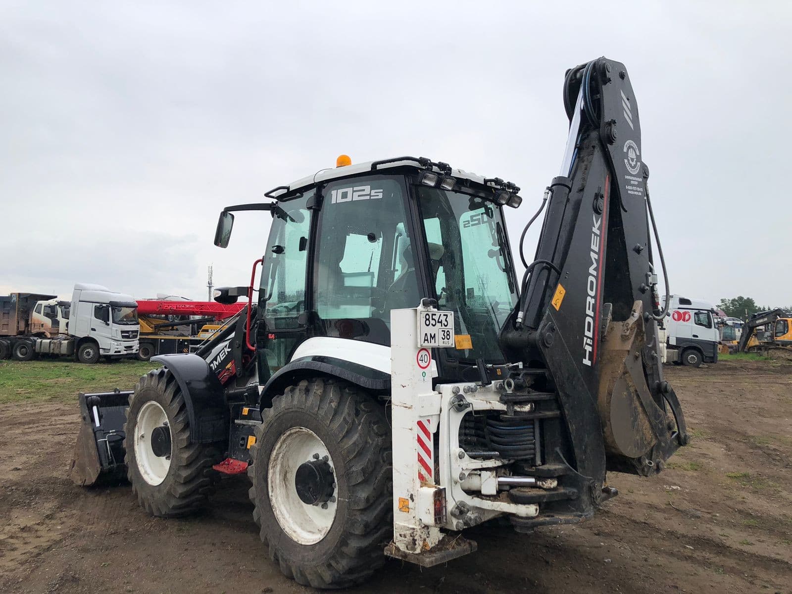 Hidromek HMK* Экскаватор-погрузчик - 4