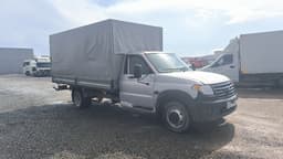 UAZ Profi - 2