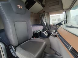 Dongfeng DFH 4x2 Седельный тягач - 9