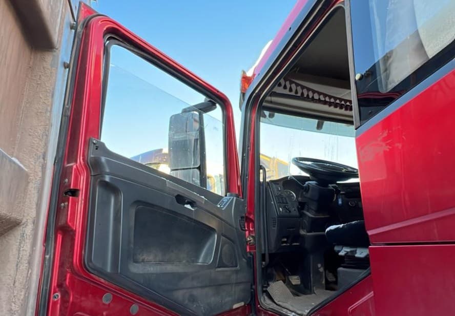 Shacman (Shaanxi) SX* 6x6 Седельный тягач - 8