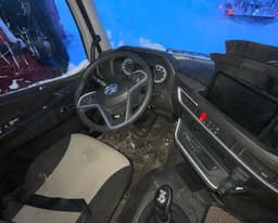 Hongyan CQ* 8x4 Самосвал - 6