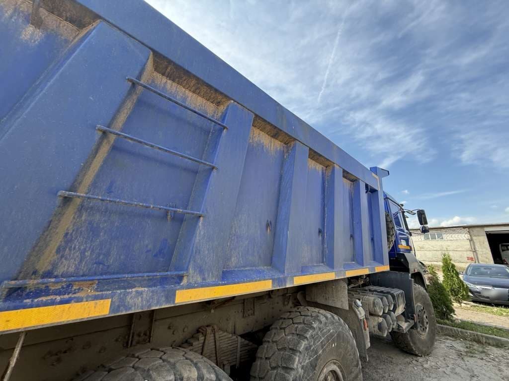 Ural 6370 6x6 Самосвал - 3