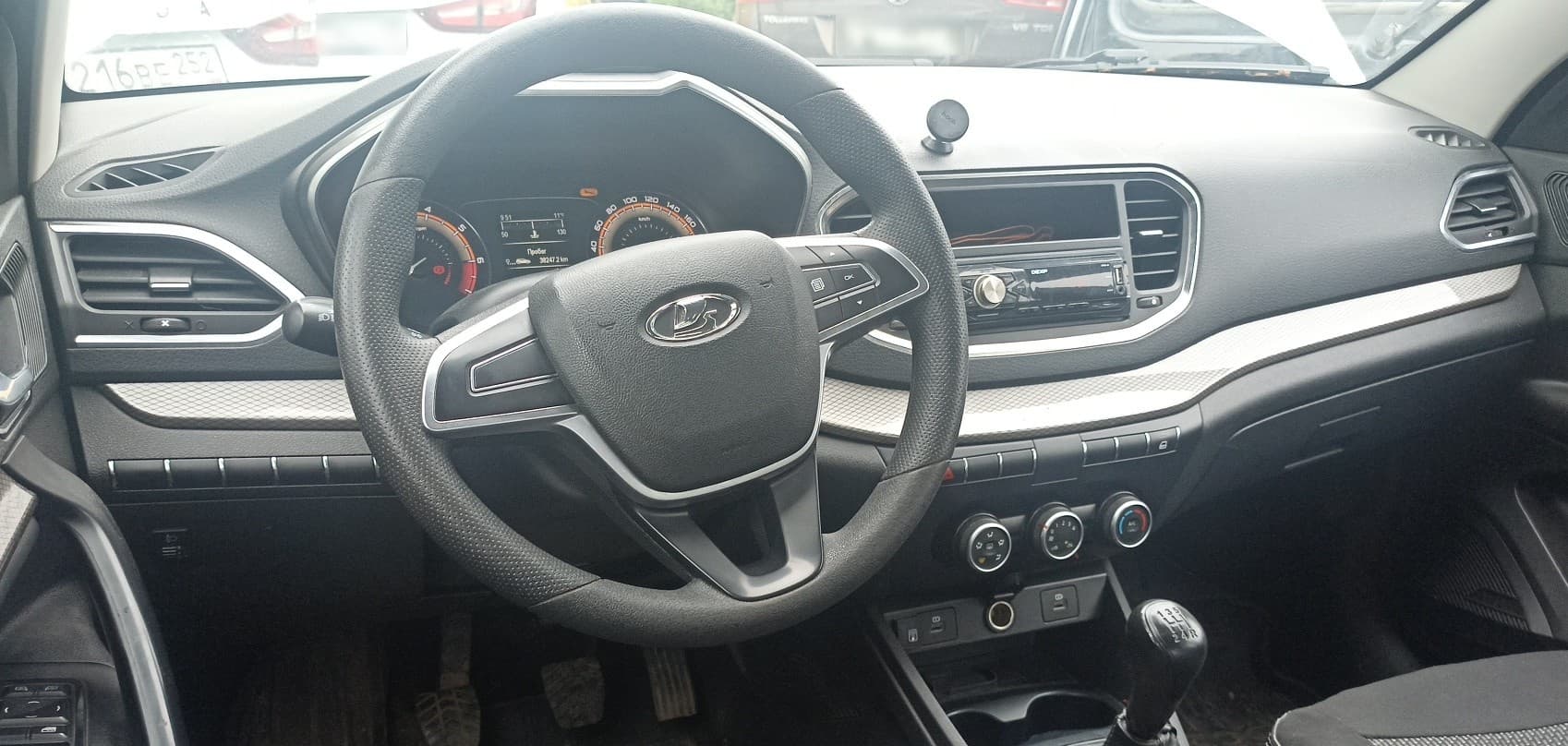 Lada Vesta седан - 5