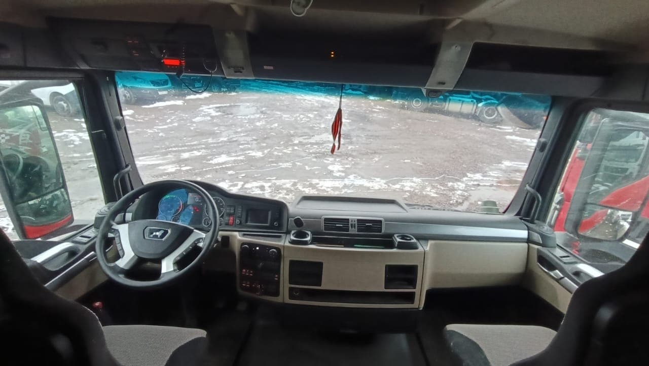 MAN TGX 6x2-2 Седельный тягач - 5