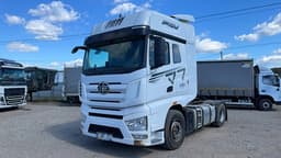 FAW J7 4x2 Седельный тягач - 1