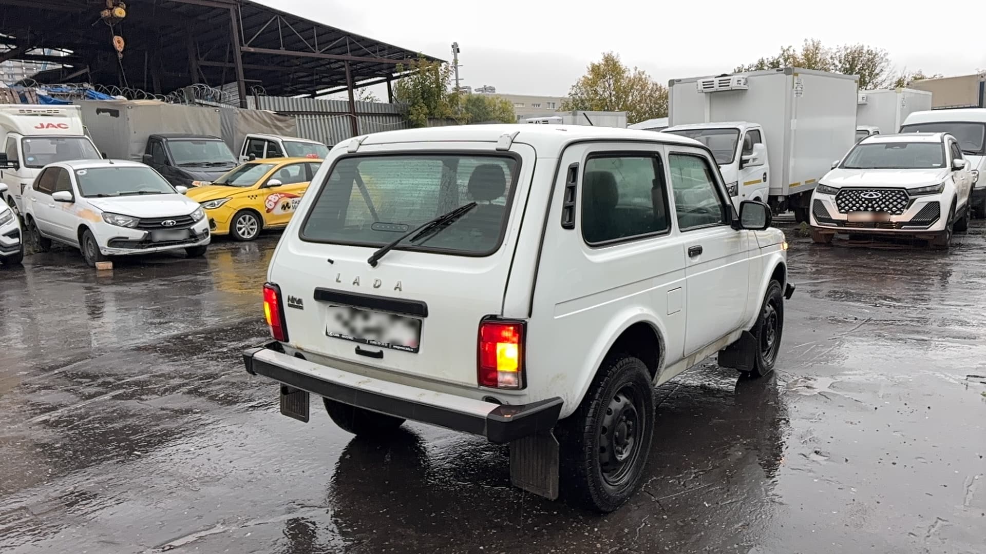 Lada Niva Legend 3 дв - 3