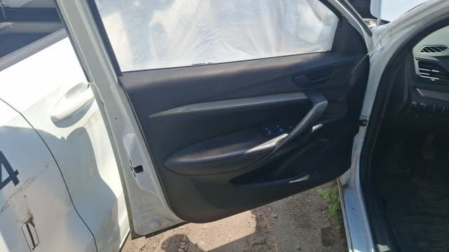 Lada Vesta седан - 7