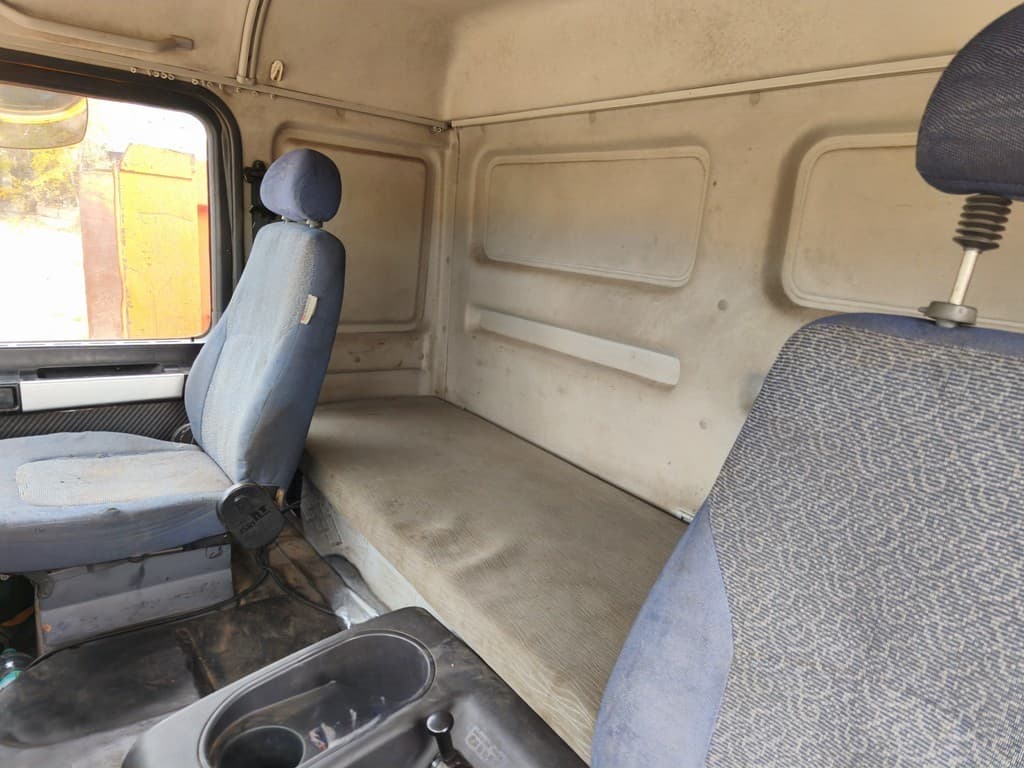 Shacman (Shaanxi) SX* 6x6 Самосвал - 6