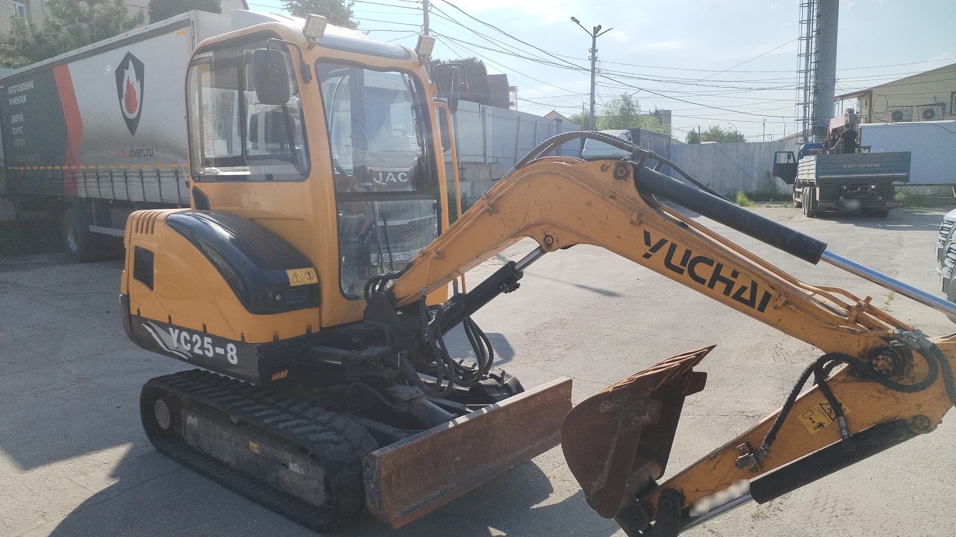 Yuchai YC* Мини-экскаватор - 2