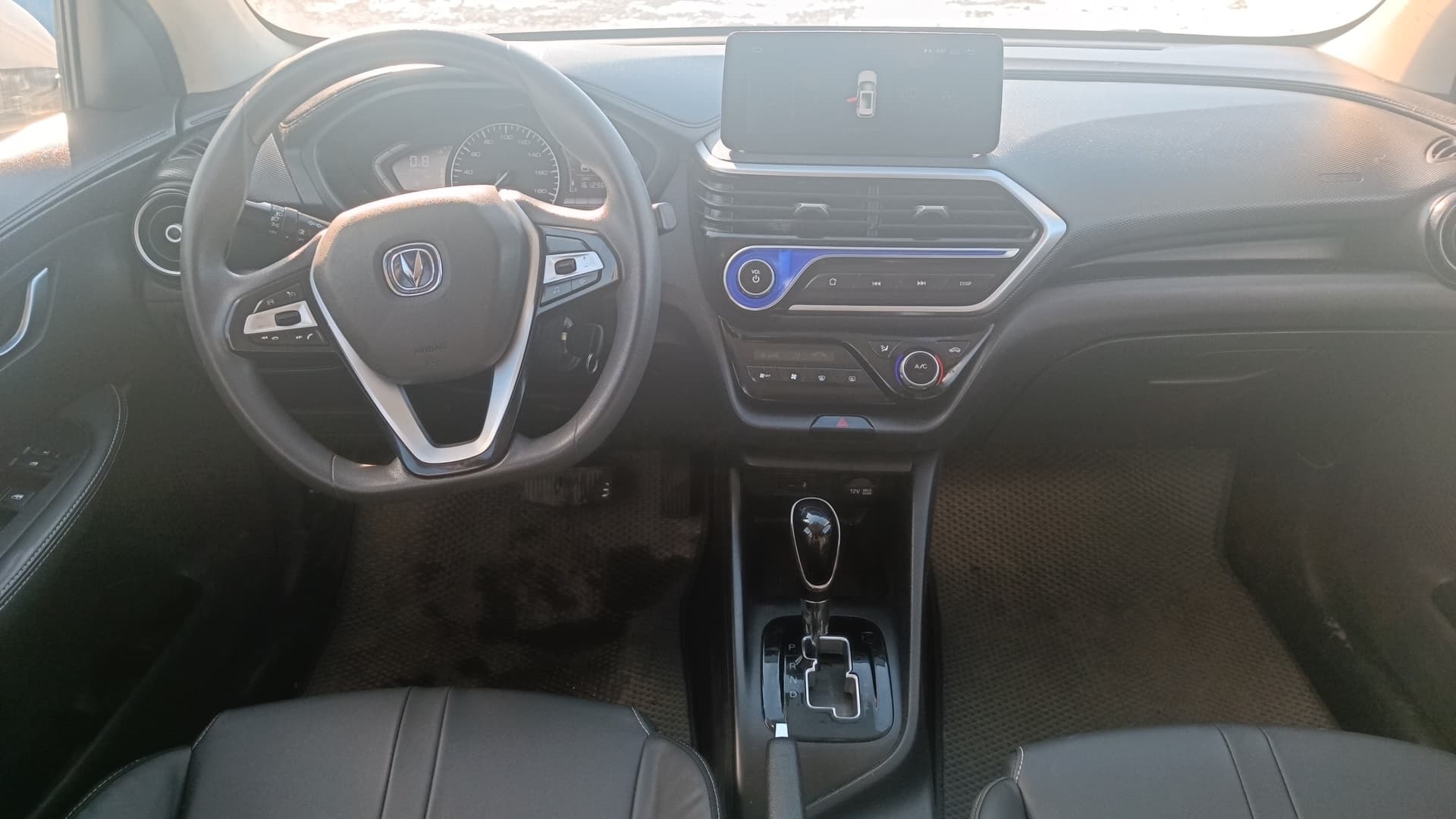 Changan Alsvin - 5