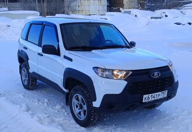 Lada Niva Travel - 2
