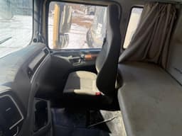 Shacman (Shaanxi) SX* 8x4 Самосвал - 8