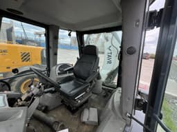 Tavr 570 Экскаватор-погрузчик - 5
