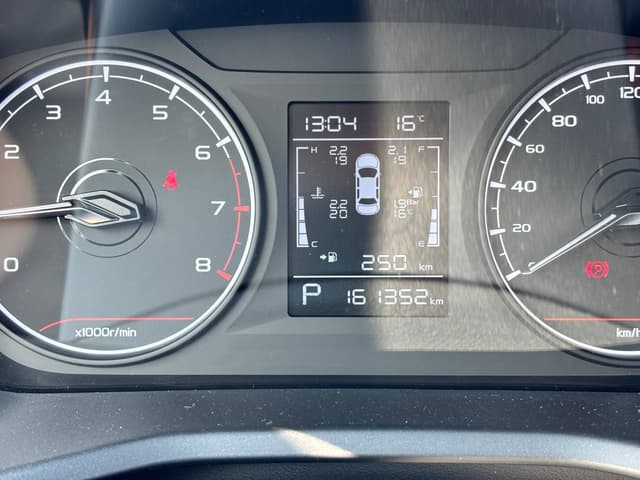 Geely Emgrand 7 - 7