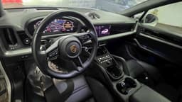 Porsche Cayenne - 6