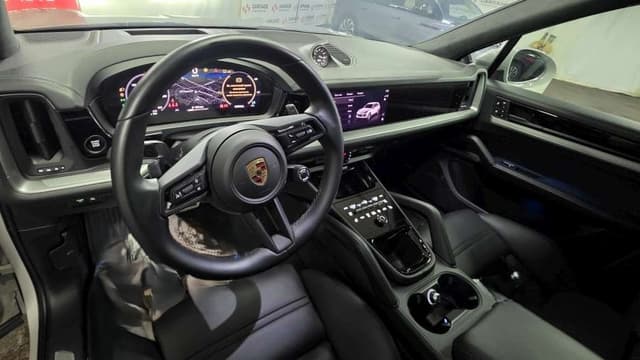 Porsche Cayenne - 6