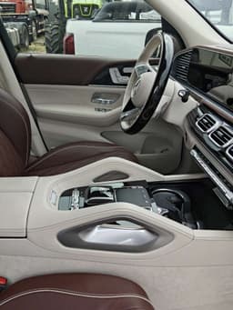 Mercedes-Benz GLS Maybach - 6