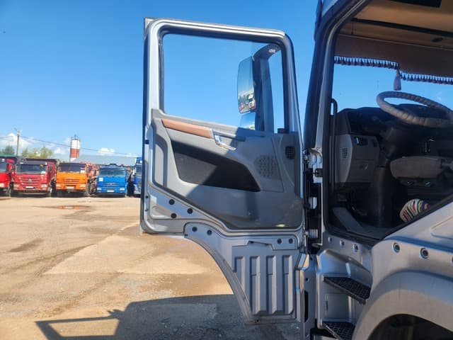 Shacman (Shaanxi) SX* 6x4 Седельный тягач - 8