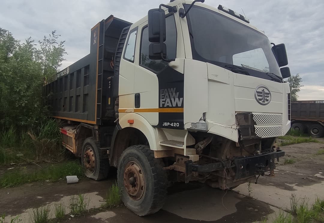 FAW J6 8x4 Самосвал - 2