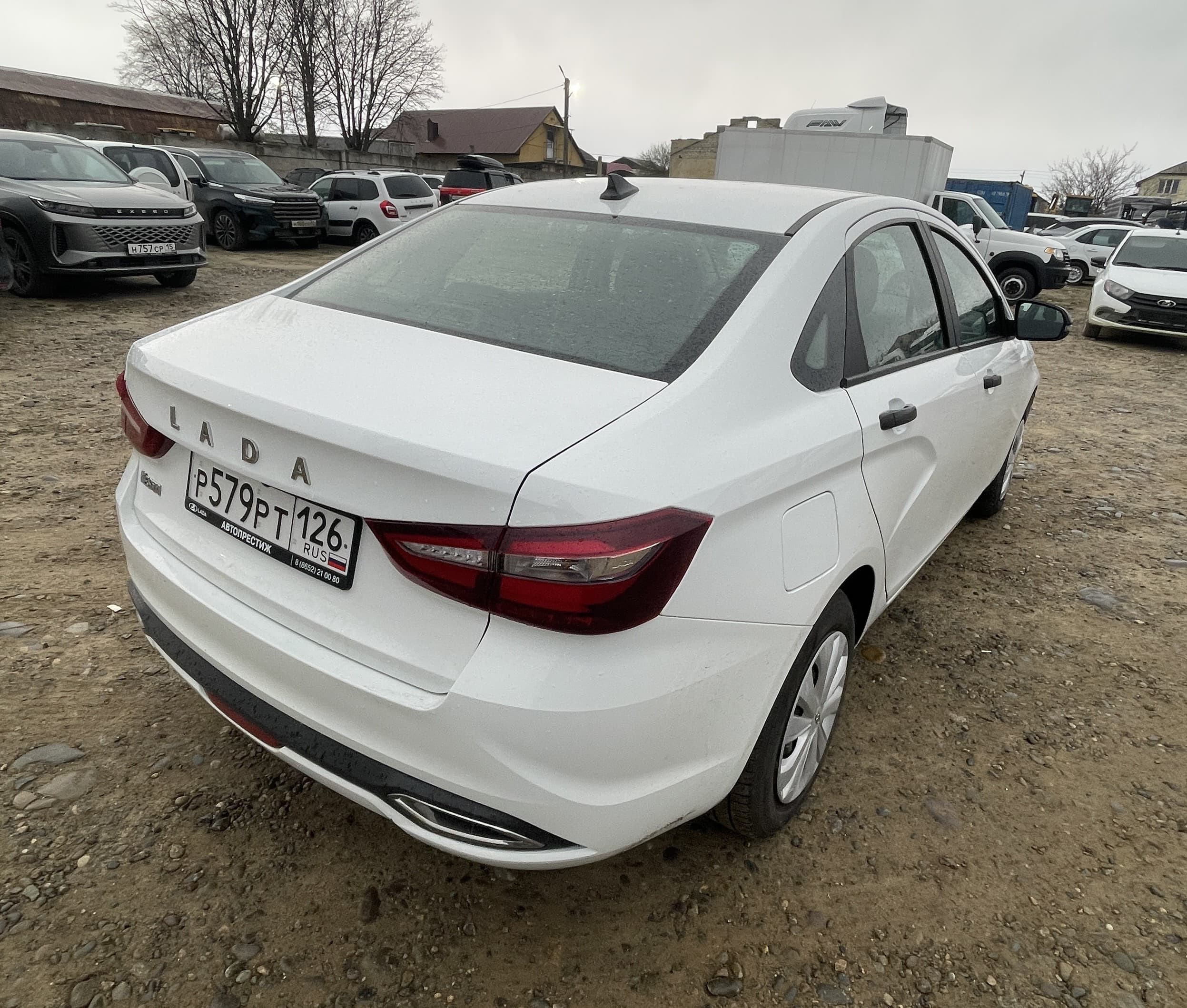 Lada Vesta седан - 3