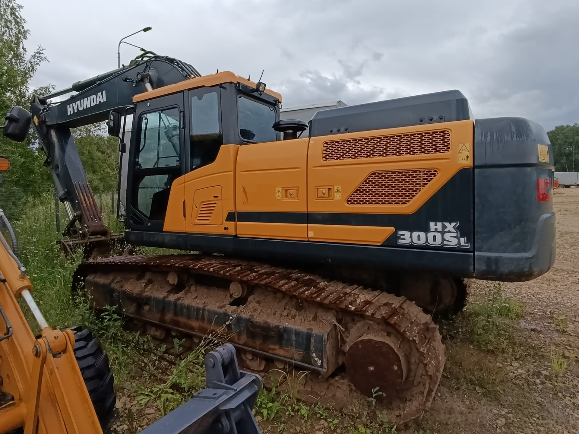 Hyundai HX300 Экскаватор - 4
