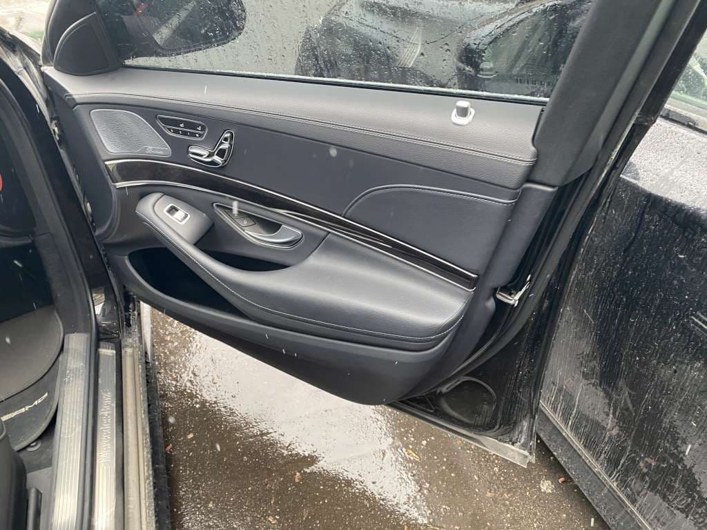 Mercedes-Benz S седан - 7