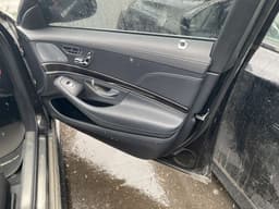 Mercedes-Benz S седан - 7