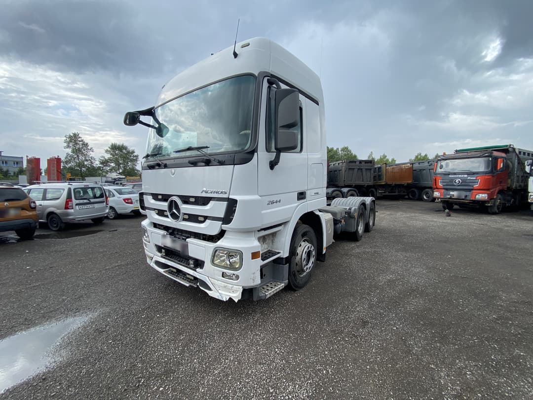 Mercedes-Benz Actros 6x4 Седельный тягач - 1