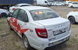 Lada Granta седан - 4