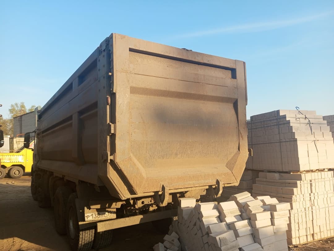 Howo T5G 8x4 Самосвал - 4