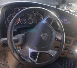 Howo T5G 6x4 Самосвал - 5